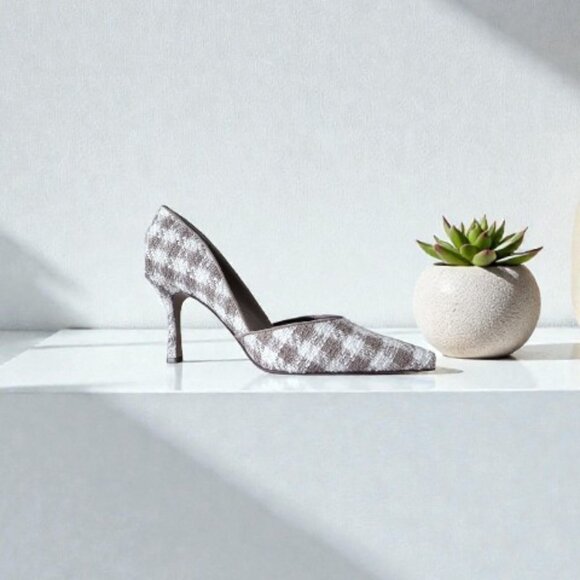 Ann Taylor Patterned Fabric Heels - Size 8.5 - Picture 3 of 7